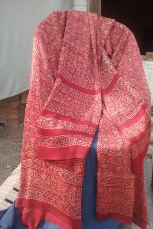 Silk 2peice Dupatta shirt Dupatta 3gaz Shirt 3gaz  Wength45 inch